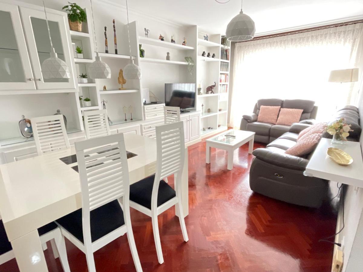 Piso Plaza Ravella Apartment Vilagarcia de Arousa Bagian luar foto